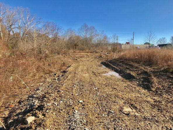 368 State Hwy 1947, Grayson, KY 41143